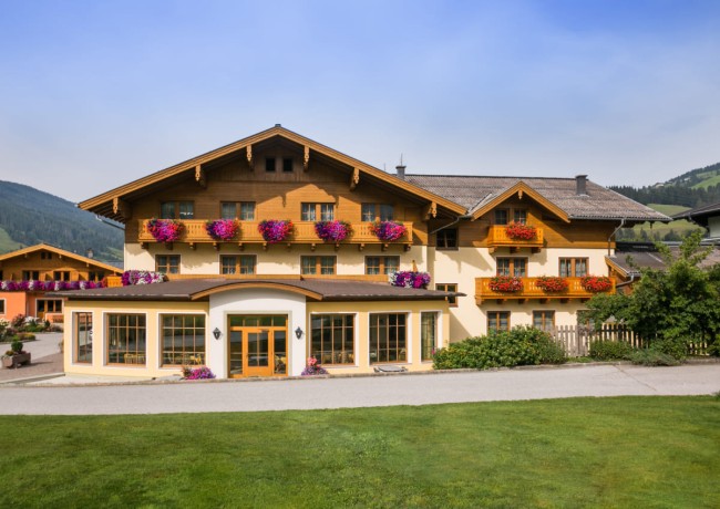 Der Markushof im Sommer